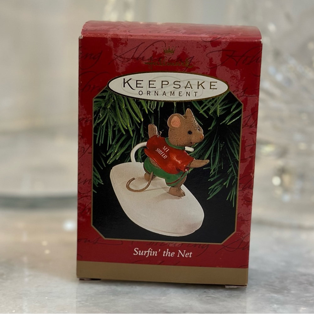 Hallmark Keepsake Sufin’ the Net 1999 Ornament